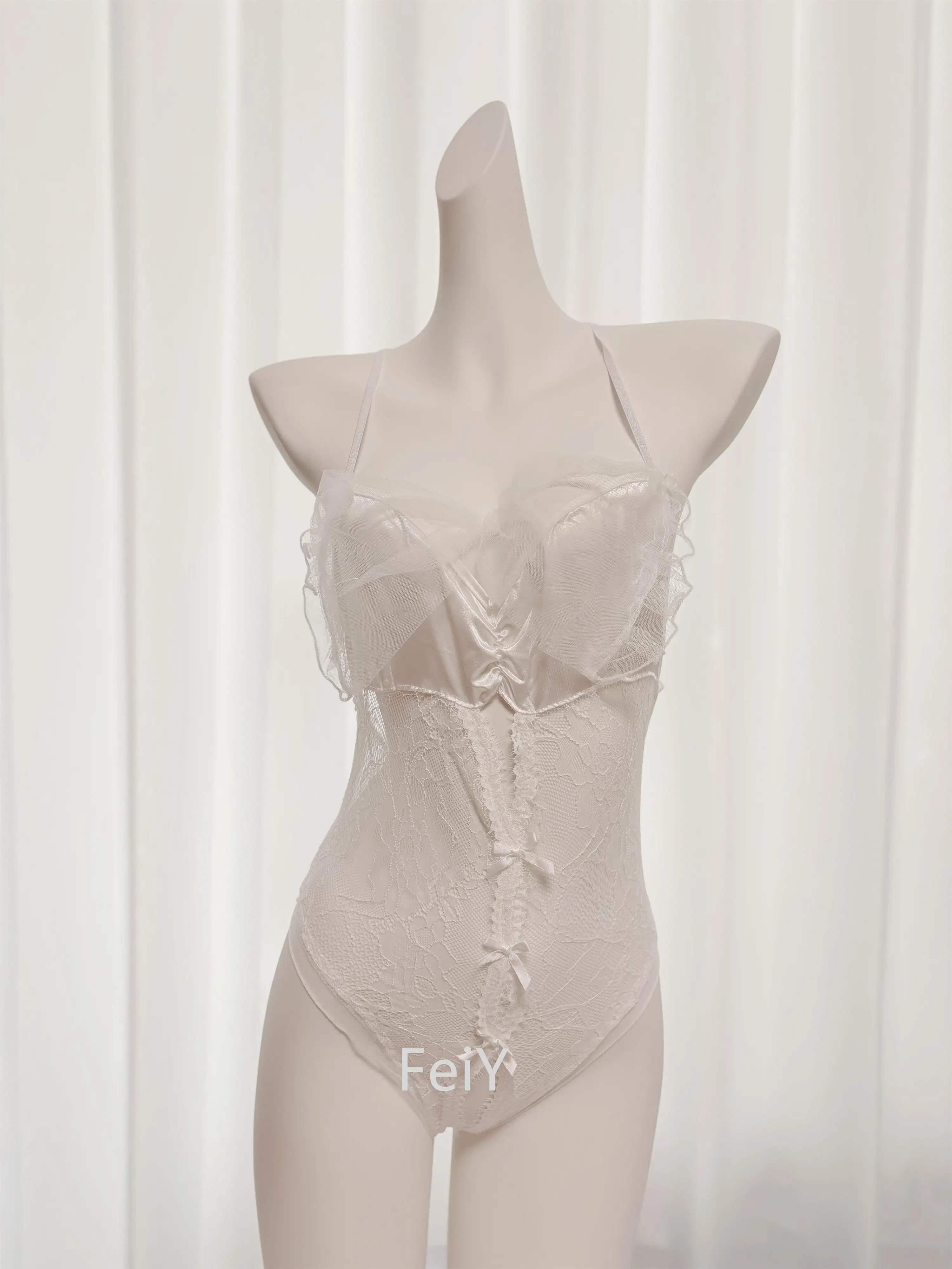 

Lingeries Sexy Hot Onesie White Open Crotch Seduce Charismatic Pure Style See-through For Women Outfit Sexy Adult Female
