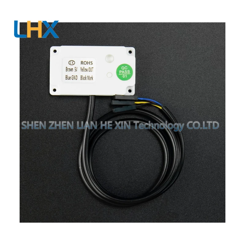 Intelligent non-contact liquid level sensor supports one-key automatic calibration of sensitivity by pressing buttons new