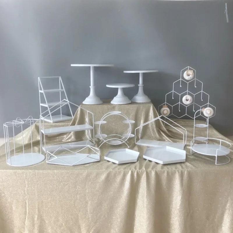 White Dessert Table Ornament Display Rack Wrought Iron Cake Tray European Afternoon Tea Dim Sum