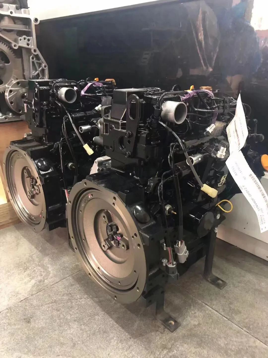 4TNV98 4TNV94 4TNV98T 3tnv88 4tnv86 4tnv88 Japan Original Used And New Complete Yanmar Engine With Gearbox