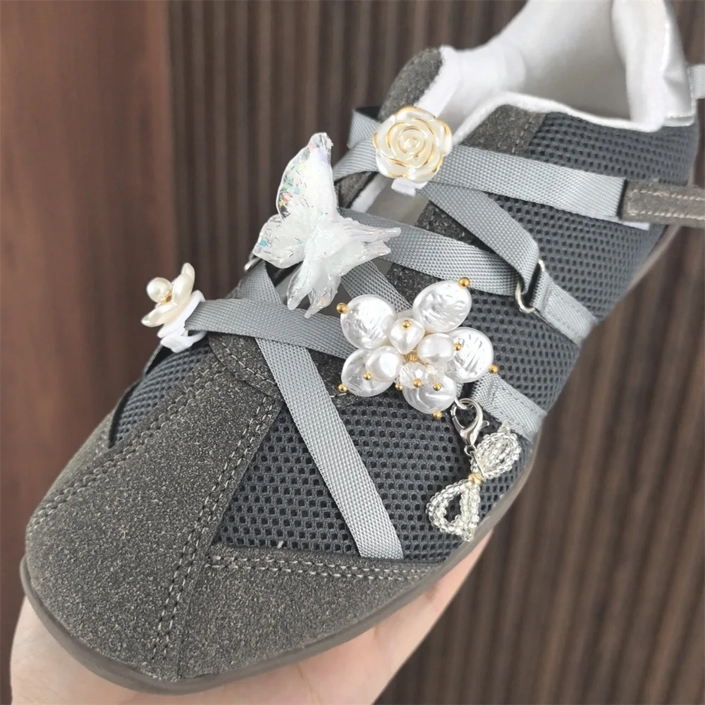 1 Stück fortschrittliche Perlen-Blumen-Schnürsenkel mit modischem Schmetterlings-Charm, DIY-Sneaker-Dekoration, einzigartiges Accessoire für Schuhdekorationen – Detail 6