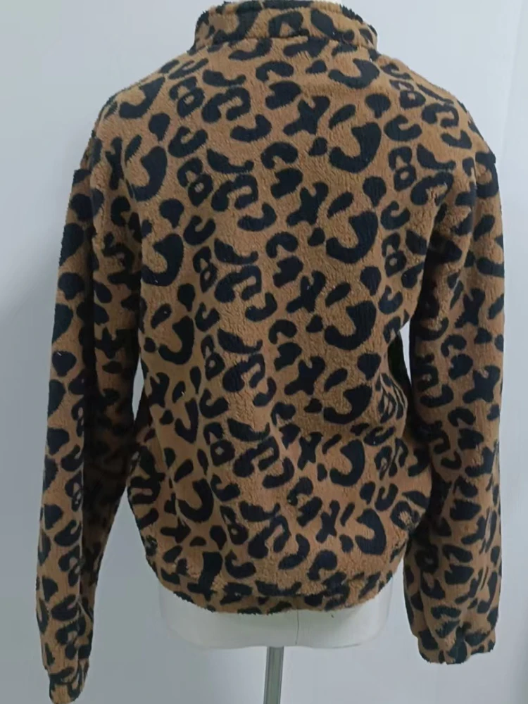 ليوبارد قصيرة فو الفراء سترة واحدة الصدر الرجعية أفخم معطف فضفاض أنيق المرأة رقيق السترات الشتاء الدافئة فروي ملابس خارجية