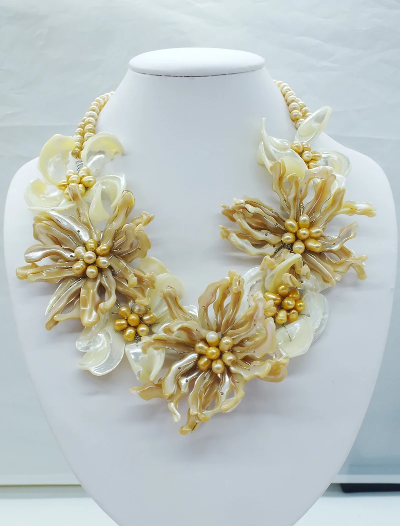 harm necklace !!  Fashion shell Beads Handmade Flower Jewelry Necklace For Wedding Party 20