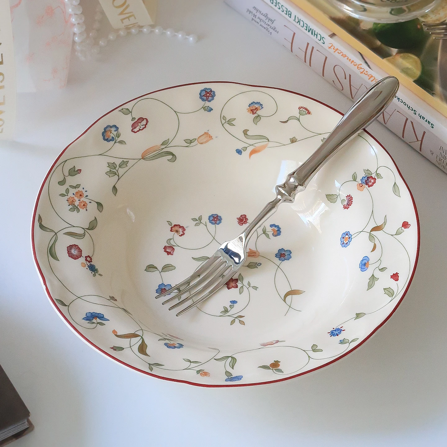 

Высококачественная тарелка с цветочным принтом в стиле ретро, десертная тарелка для макарон, тарелка для соломенной шляпы