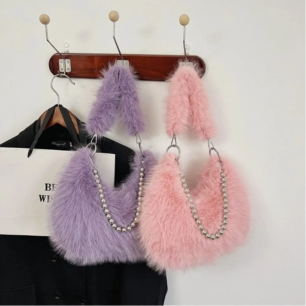 

Luxurious Faux Fur Tote Bag with Chain Strap Large Capacity Shoulder Bag Solid Color Underarm Bag Women