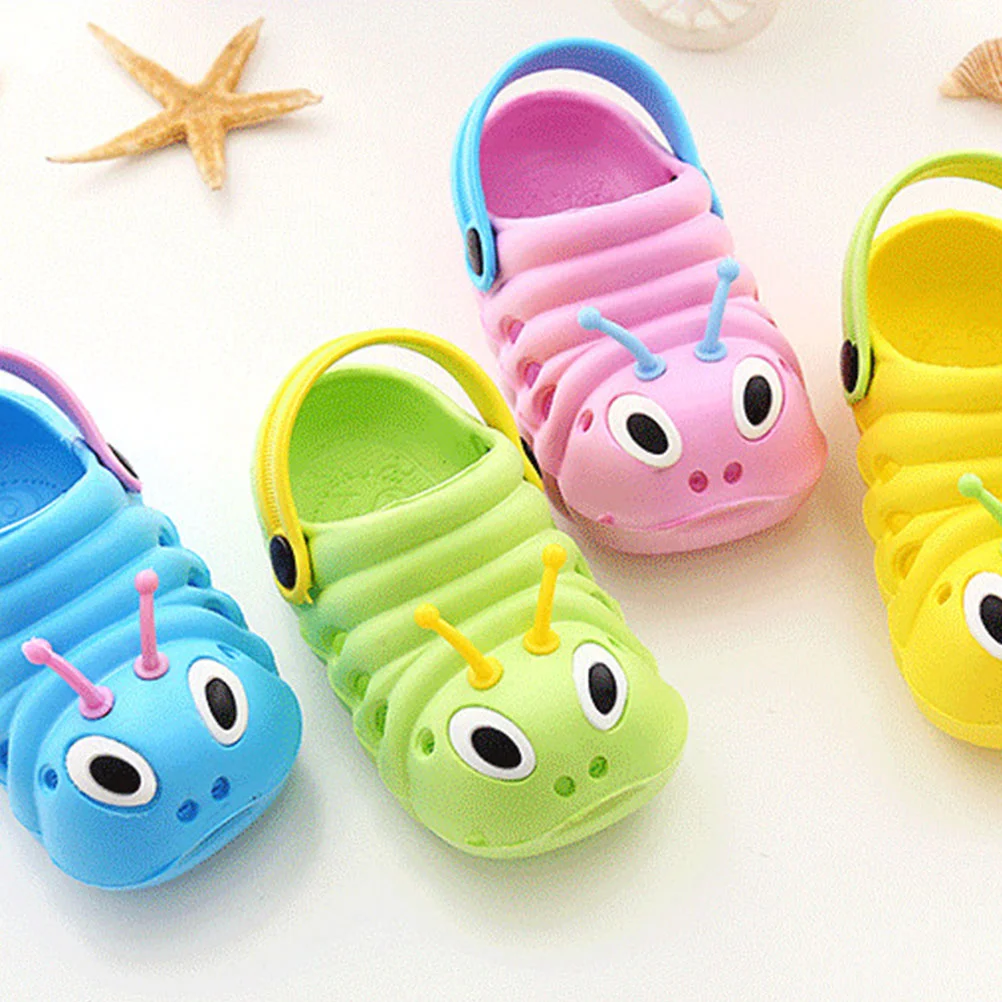 1 Pair Caterpillar Beach Non-slip Shoes Cartoon Summer Sandals Cool Slipper for Boys Girls (Yellow Size 27 Length 16cm)