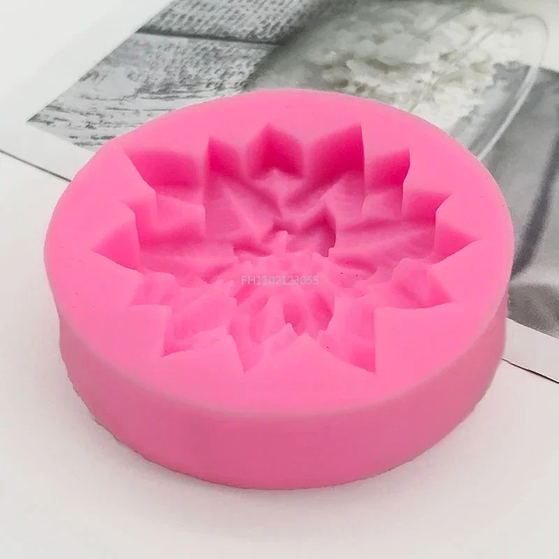 Christmas Flower Silicone Sugarcraft Mold 3D Holly Leaf Poinsettia Resin Tool Cupcake Baking Mould Fondant Cake Decorating Tools