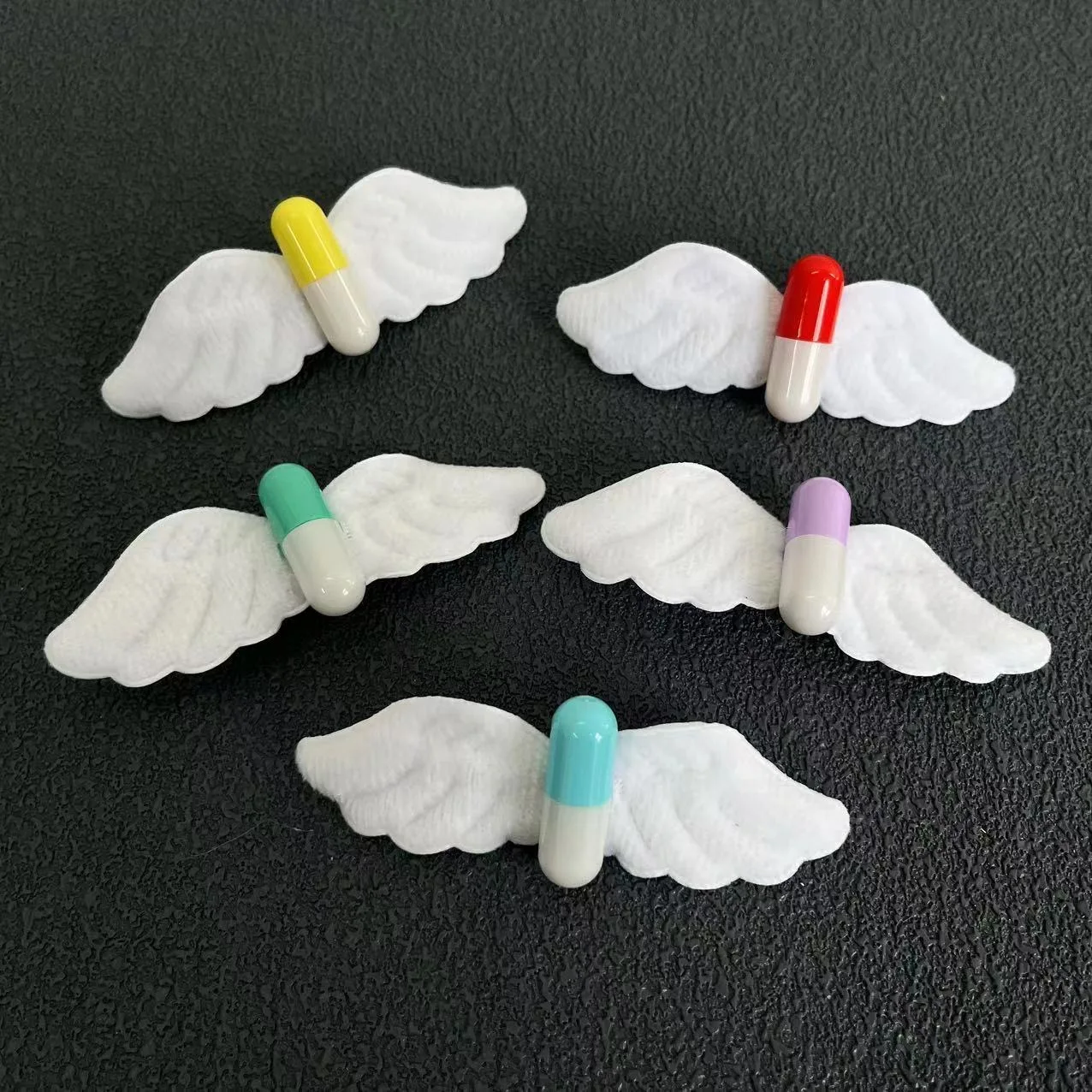 Gothic Lolita Hair Clips Y2K Girl Harajuku Women Medicine Pill Wing Pins Punk Hairpin Headdress Angel Syringe Aid Pin Hairgrips