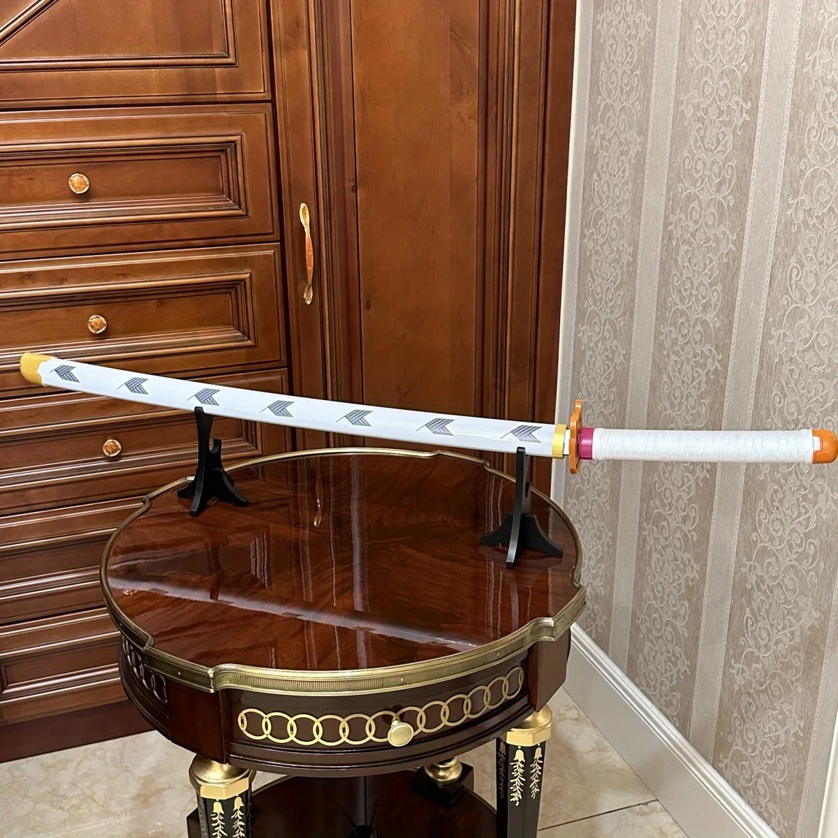 39.3인치 귀멸의 칼날 렌고쿠 쿄쥬로 나무 카타나 검 닌자 나이프 사브르 일본 카타나 사브르 코스프레 소품 장난감