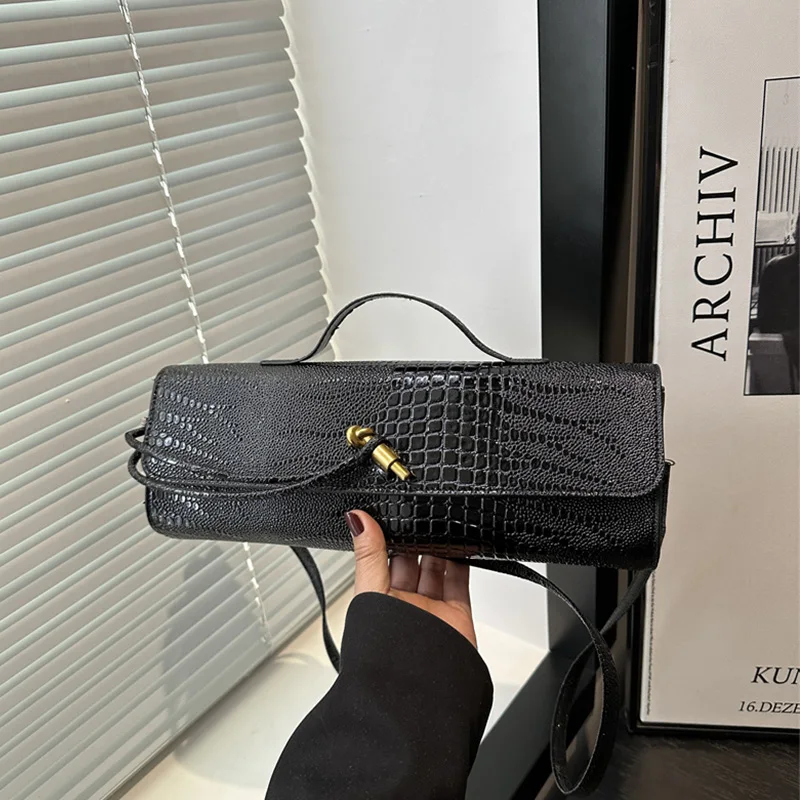 2026 Alligator Pattern-Embossed Crossbody Bag - Adjustable Strap & Metal Buckle,Lightweight & Durable for Women Daily Use