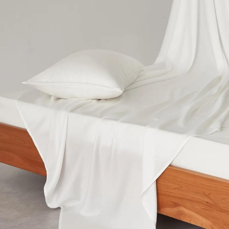 3pcs-white-bed-sheet-set-silky-summer-flat-sheet-with-pillowcase-smooth-lyocell-mattress-cover-luxury-simple-home-hotel-bedding