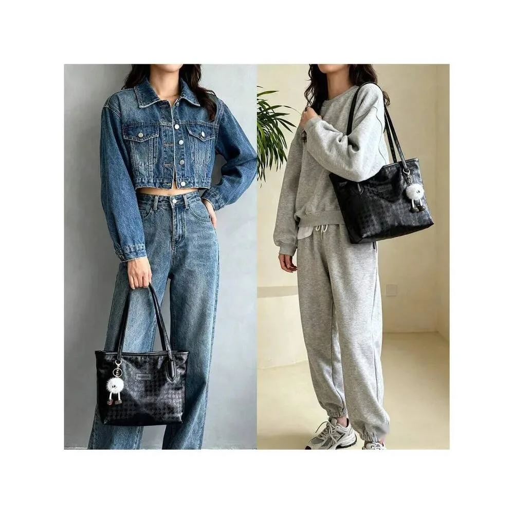 

Модные сумки Женская большая сумка-тоут — выбор молодых женщин: двойные ручки и универсальность ремня через плечо; «гусиные лапки»