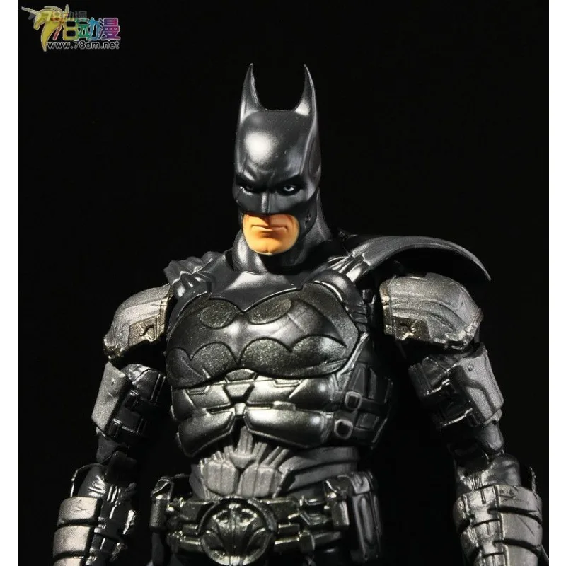 BANDAI Genuino S. H. Figuarts Serie Giocattoli mobili Injustice Alliance Ver Superman, Harry Quinn, Joker, Batman Giocattoli finiti Regalo