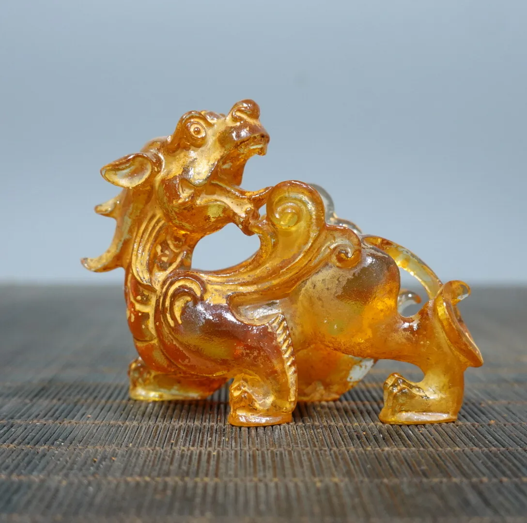 

Exquisite Old Collection of Glass Auspicious Beast Pixiu Statue Home Desktop Decor