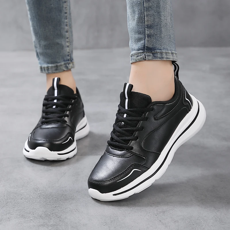 

Women Casual Sneakers Running Sport Shoes Mesh Breathable Female Walking Jogging Shoes Comfortable Black White Tennis Sneakers