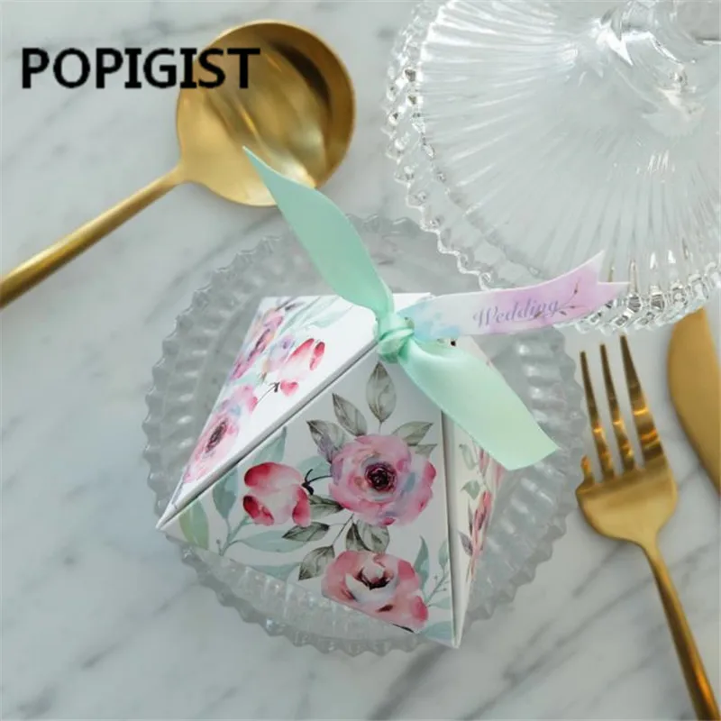 Promotional Exquisite Triangular sweet Camellia rose Flower Wedding Favors Candy Boxes Chocolate Gifts Box packaging box