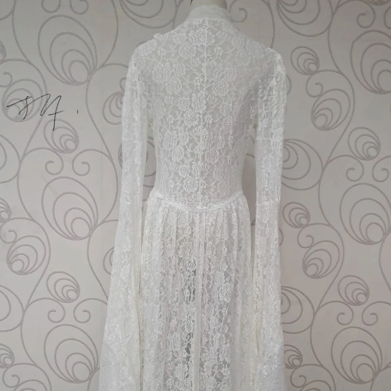 American Retro Gothic Low-Cut Sexy Hollow-Out Flare Sleeve Damen Langes Kleid Neue Taille-Cinching Schwalbenschwanz Spitzenkleider Damen