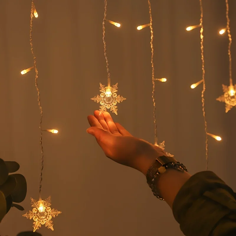 Solar Light String Outdoor Wedding Wreath Garden Party Decoration LED Snowflake Curtain Ice Pillar Fairy Light Decoration
