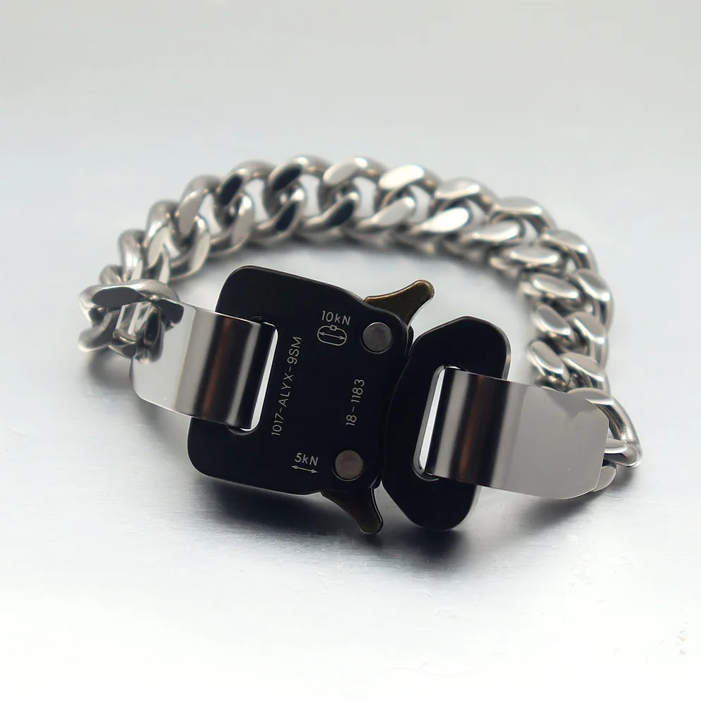 

2025 Original 1017 ALYX 9SM Quick Release Buckle Insert Buckle Bracelet 1:1 Men's and Women's Chain Bracelet High Street Hip Hop