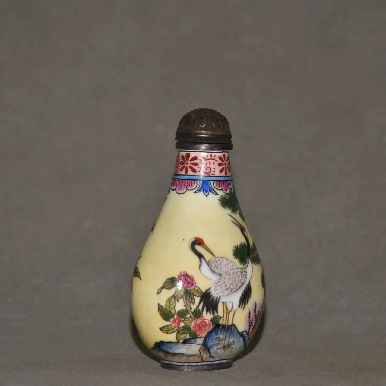 collections Qing Dynasty old  copper enamel color snuff bottle,Crane