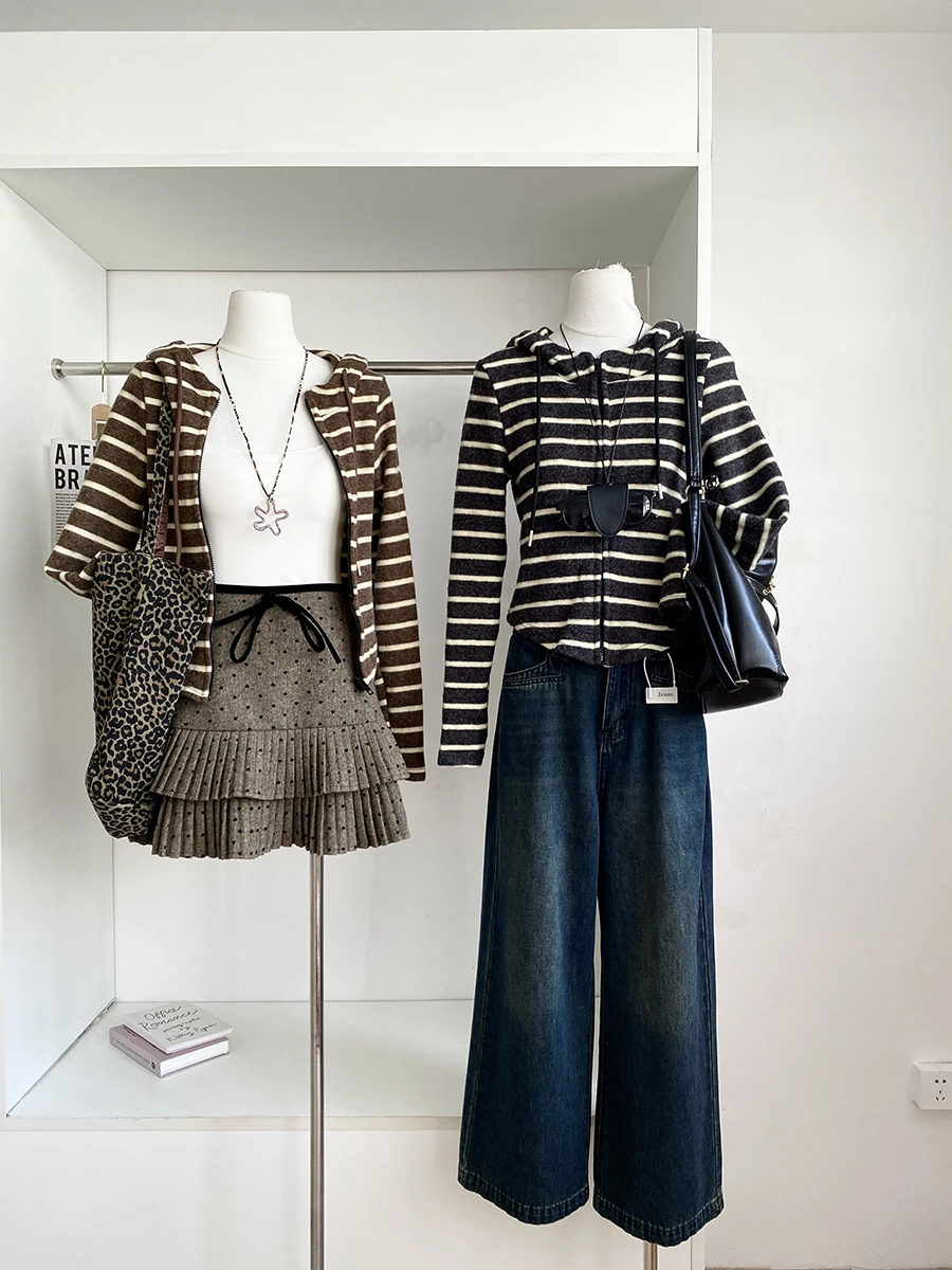 

Slim Fit Striped Hooded Jacket Women's Korean Style Fashionable Versatile Autumn Winter New Arrival Polyester Fiber Long Sleeve