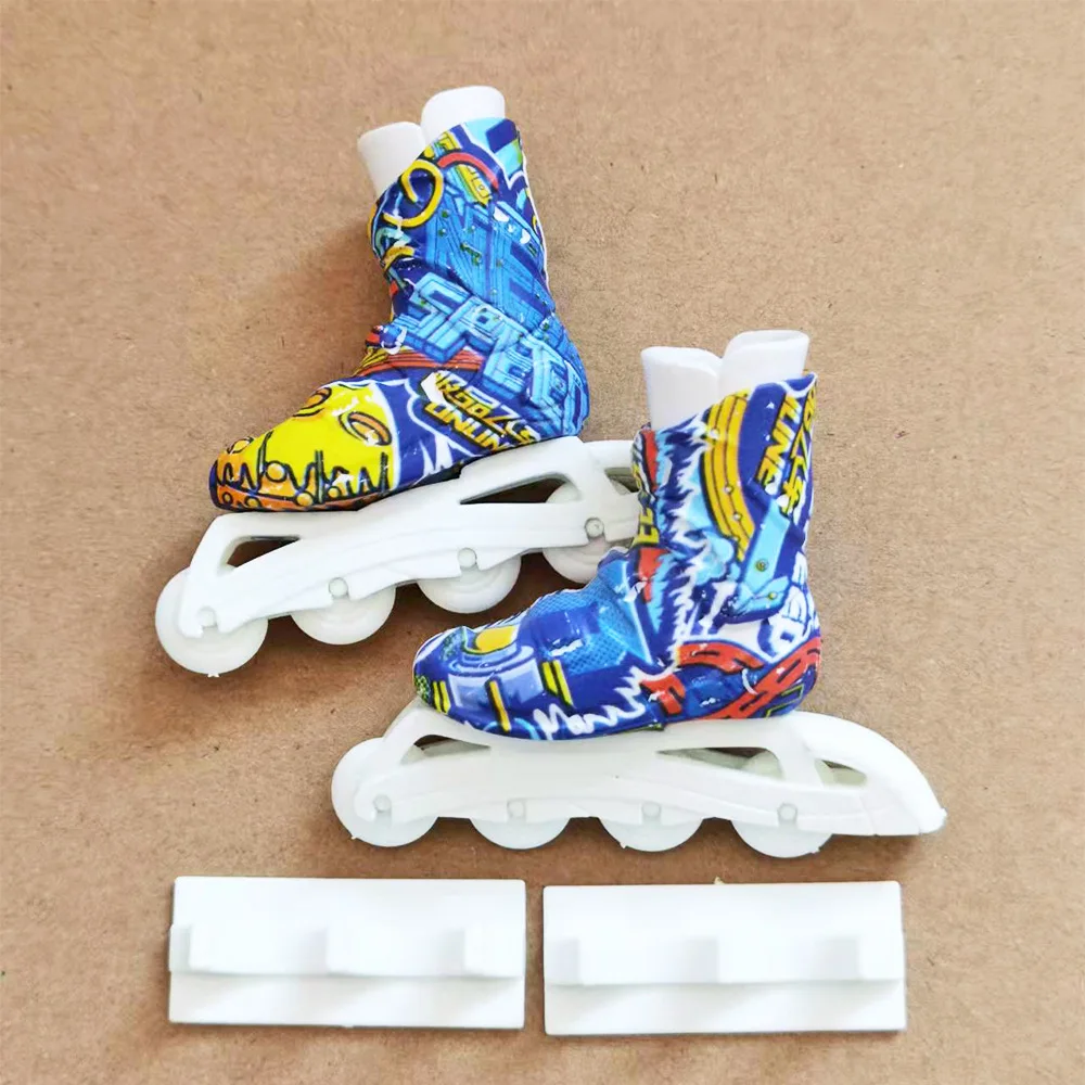 1 Pair Finger Shoe Cute Skate Board Scooter Doll Shoe Toy Fingerboarding Sneaker Mini Roller Skates Ice Skates