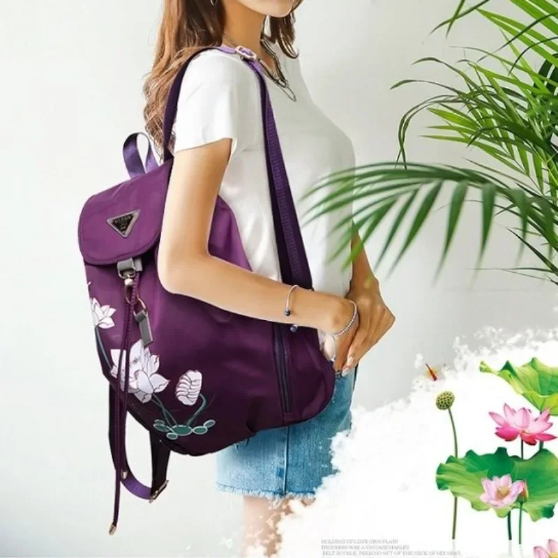 2025 Ethnic Style Middle-aged Mom Travel Backpack Middle-aged Women Canvas Travel Shoulder Package New Large Bagpack Chest Bag