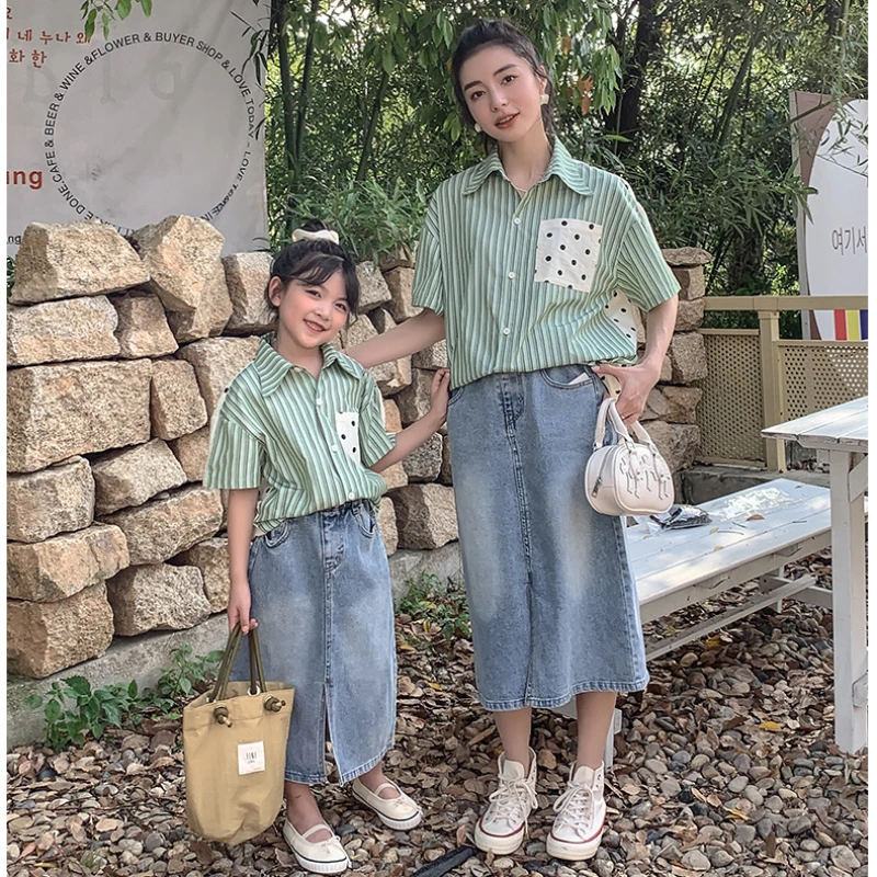 

Mum and Daughter Matching Clothes Sets Mother and Kids Same Shirts Womene Fashion Summer Denim Skirts 2024 Mom Baby Girls Outfit