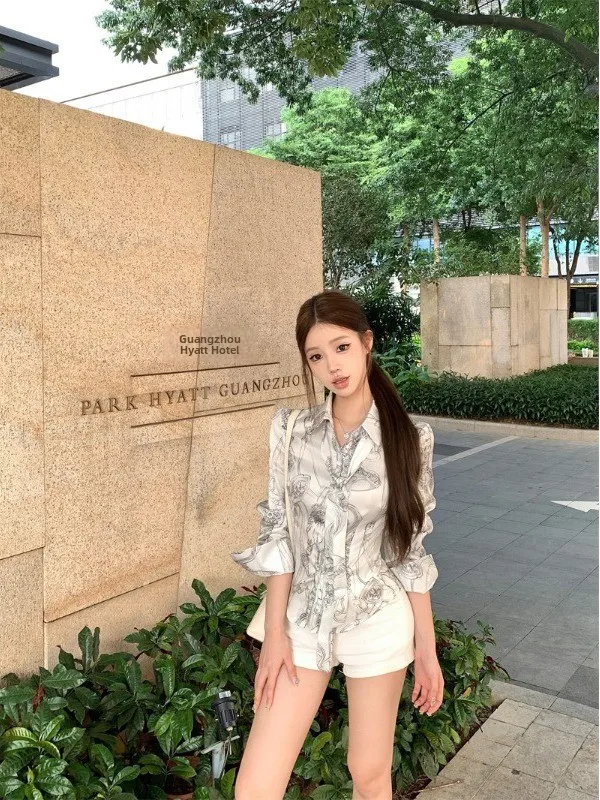 Women's Long Sleeve Satin Shirt Autumn Fashion Print Slim Fit Waist Cinched Design Sense Elegant Top  Collar Button Craft