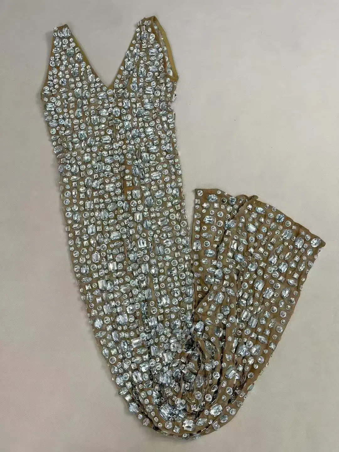 Seksowna, błyszcząca sukienka z siateczki z dżetami, na wieczór, urodziny, wesele, do świętowania, suknia na czerwony dywan, elegancka odzież sceniczna.