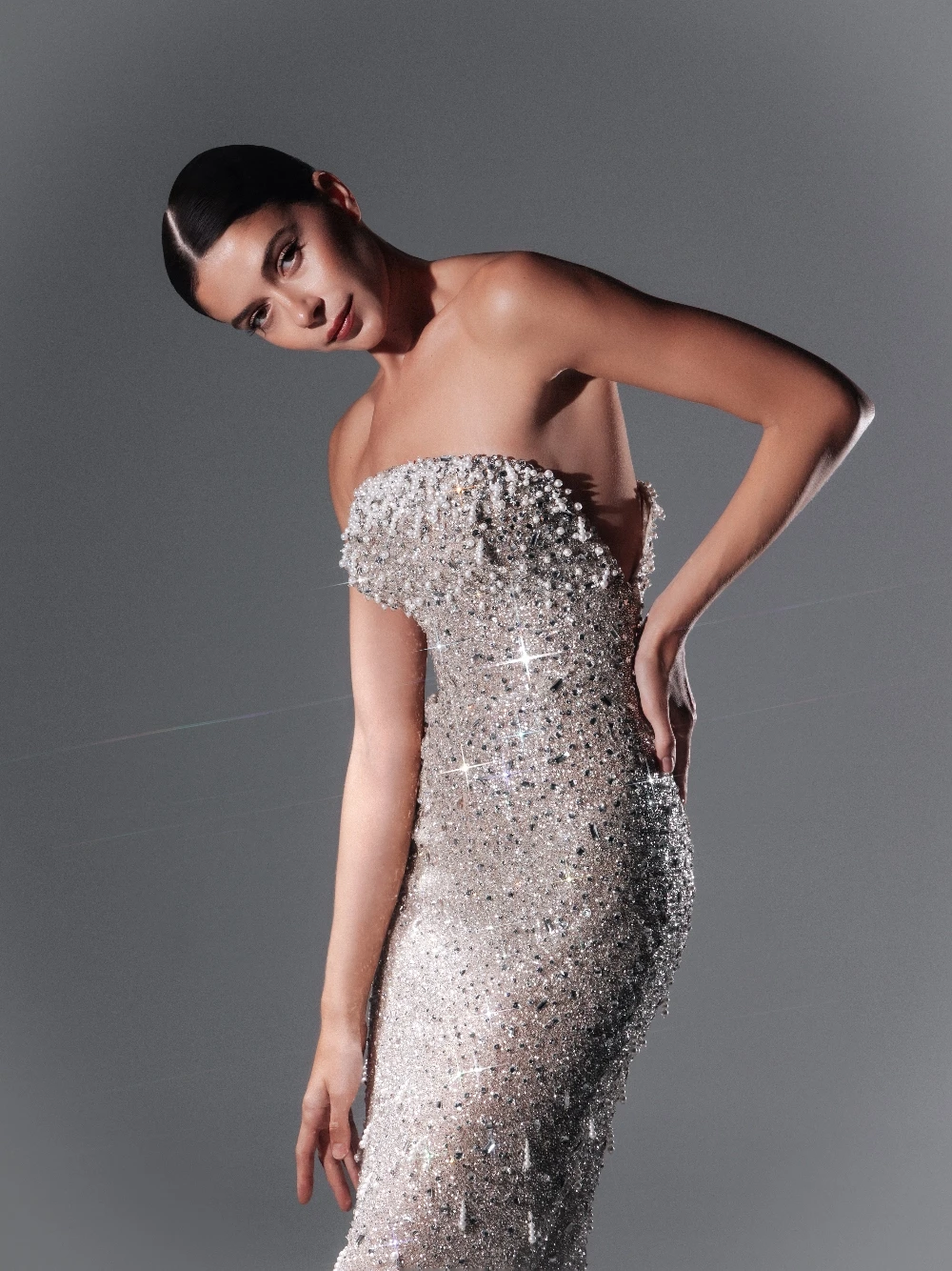 Intricate Pearls Fringe Evening Dress Glitter Rhinestones Strapless Straight Prom Gown Customized Fashionable Banquet Party Wear