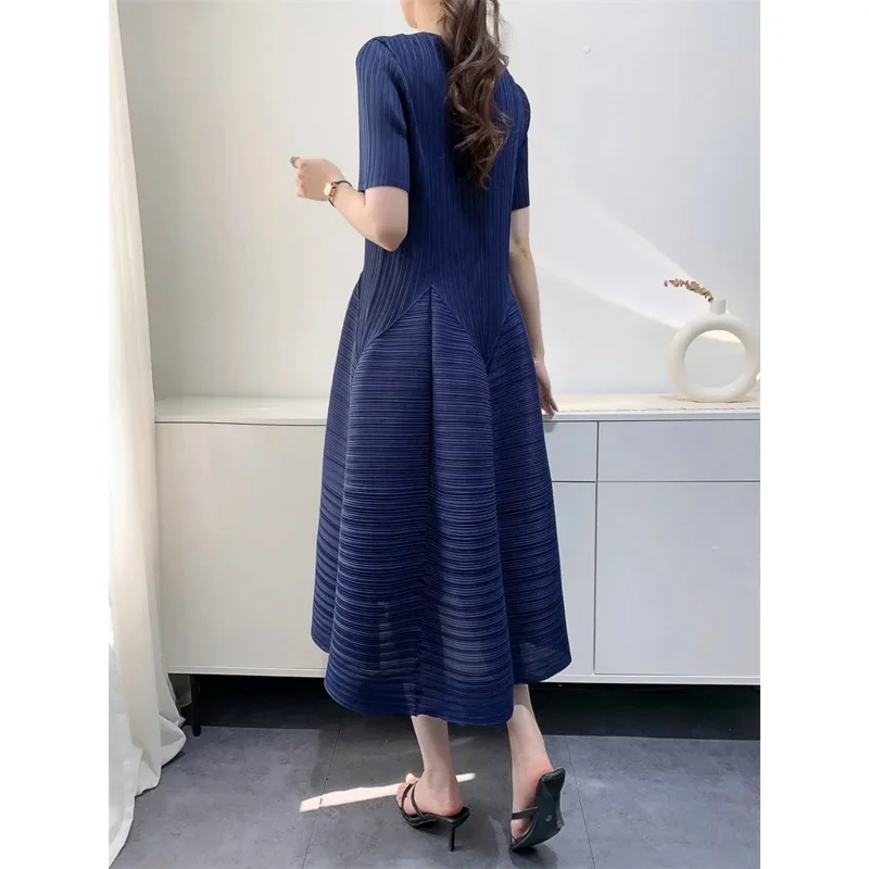 Miyake pleated dress women 2024 elegant slim summer new casual mid-length dresses women clothing o collar short sleeve Bud skirt