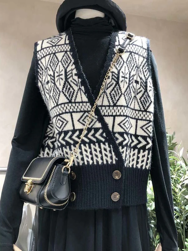 

Women's V-Neck Knitted Vest Double Button Casual Style Sweater Vest Outerwear Warmth Geometric Pattern Regular Length