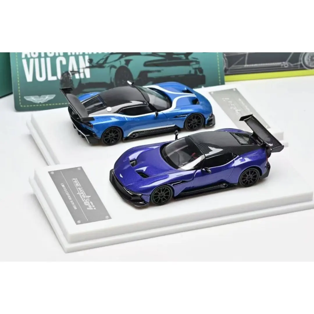 

FineWorks 1:64 Martin Vulcan Голубая имитация модели автомобиля из сплава