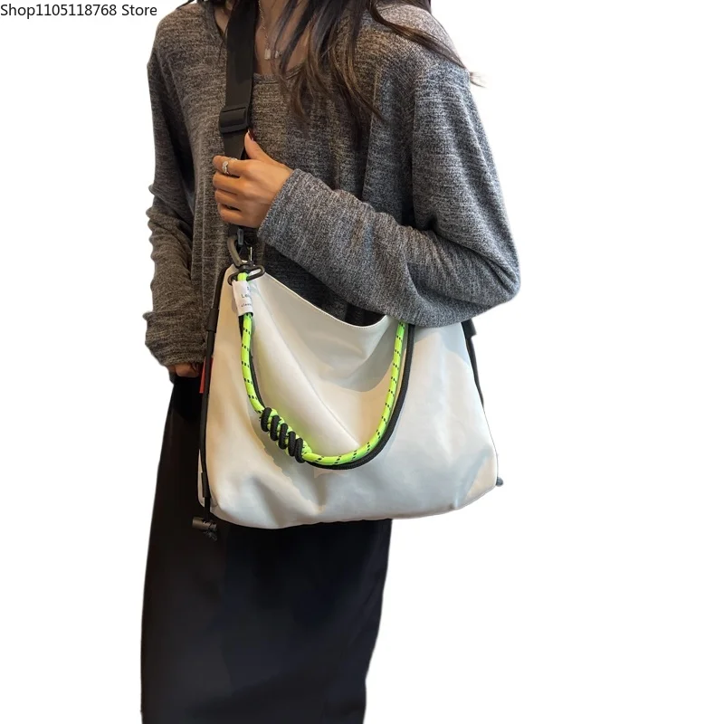 

Сумка на плечо для любителей цветной эластичной веревки. Экологичная нейлоновая сумка. Милая нишевая сумка через плечо в корейском стиле.