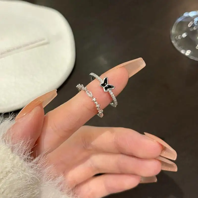 New Hot Selling Niche Design Black Butterfly Ring Women's Two-piece Set Elegant And Sweet Tail Ring Accessory