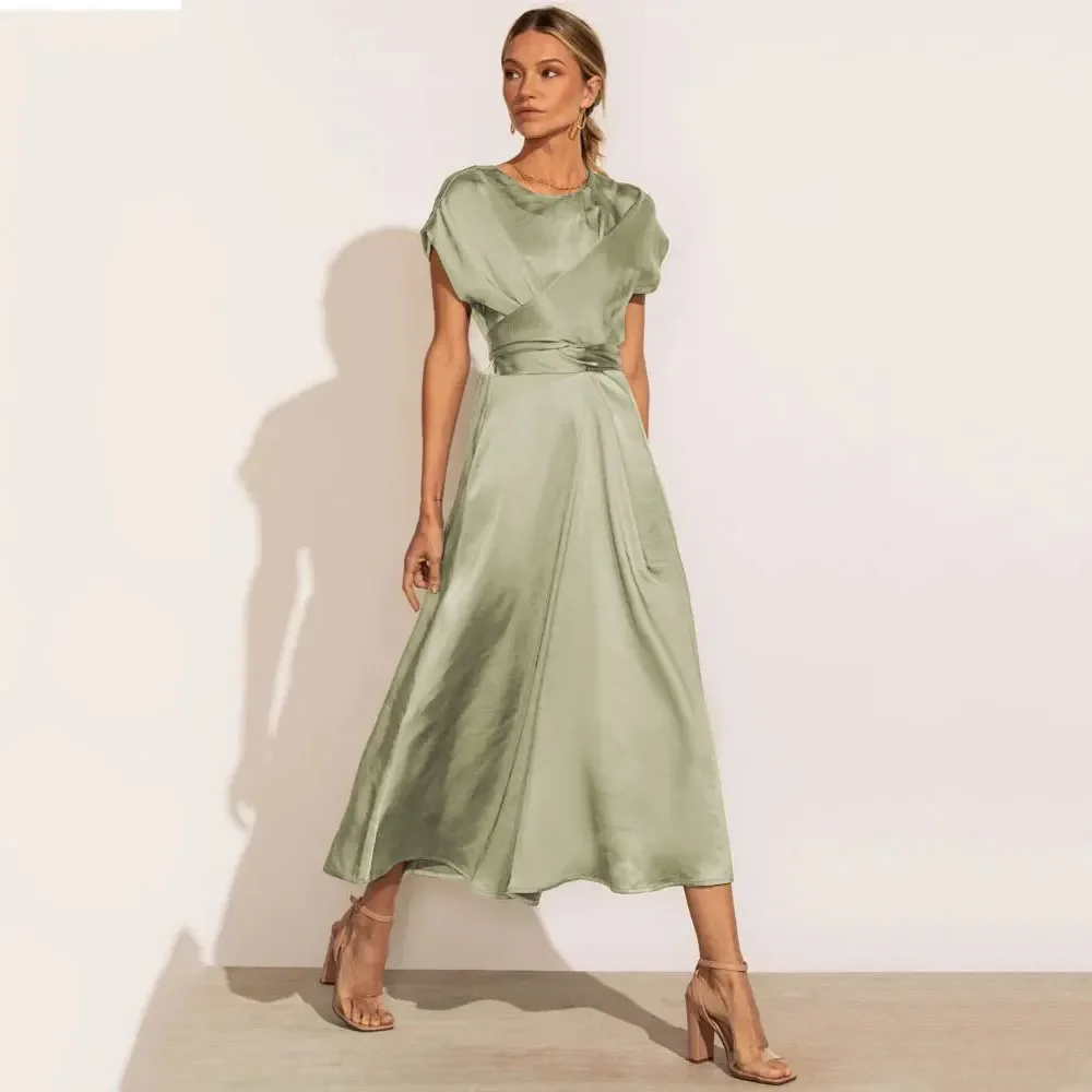 ชุดเดรสลําลองซาตินลูกเรือคอแขนกุดฤดูร้อนผู้หญิง Ruched เอว Tie Silky Temperament Slim ชุดราตรีหรูหรา