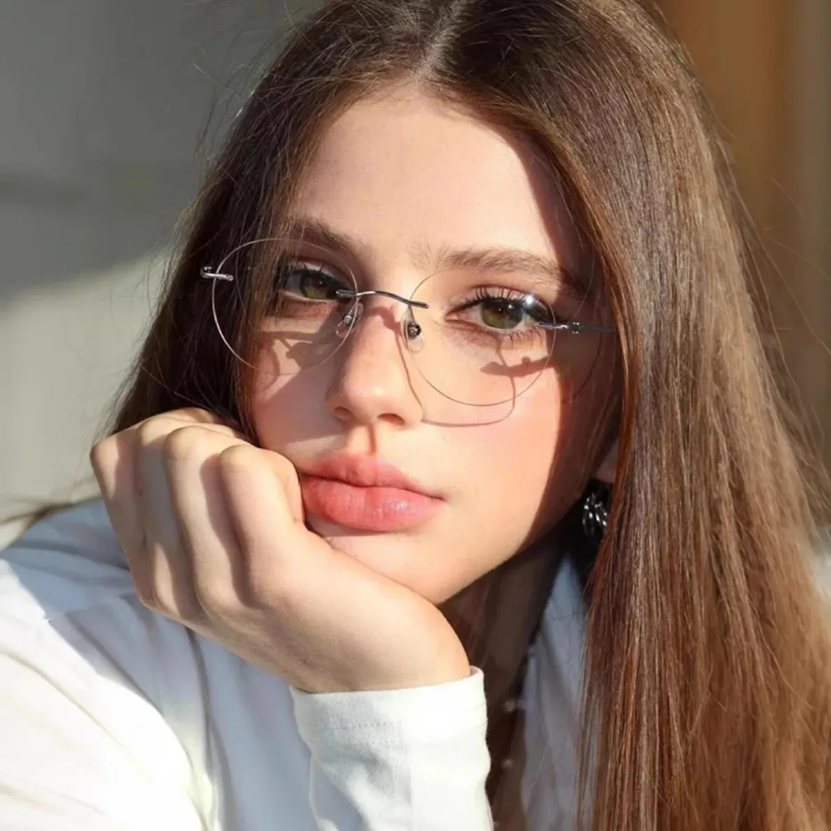 Novo europeu sem aro anti-azul óculos de luz quadro feminino sem maquiagem óculos simples masculino contrastante decorativo óculos de computador