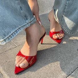 Liyke Summer Fashion Low Thin Heels pantofole da donna sandali gladiatore accogliente pelle verniciata a punta Slip-On Slides Shoes Mules