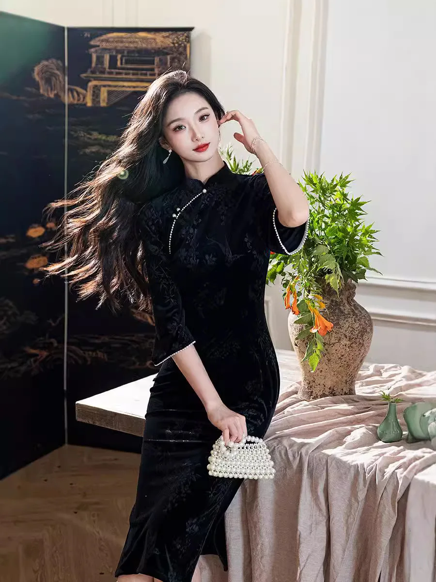 Black Velvet Qipao Women\'s New Autumn And Winter Improved Chinese Style Daily Wearable Elegant Dress Medium And Long Styles