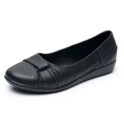 Lady Fashion Sweet Light Weight Black Slip on Anti Skid Flat Loafers for Dance Women Casual Home & Outside Rubber Shoes B53