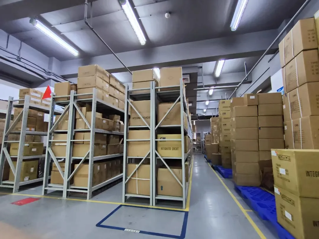 الضمان الجديد والأصلي لمدة سنة واحدة A03B-0807-C155 وحدة إخراج لوحة IO قابلة للتفاوض