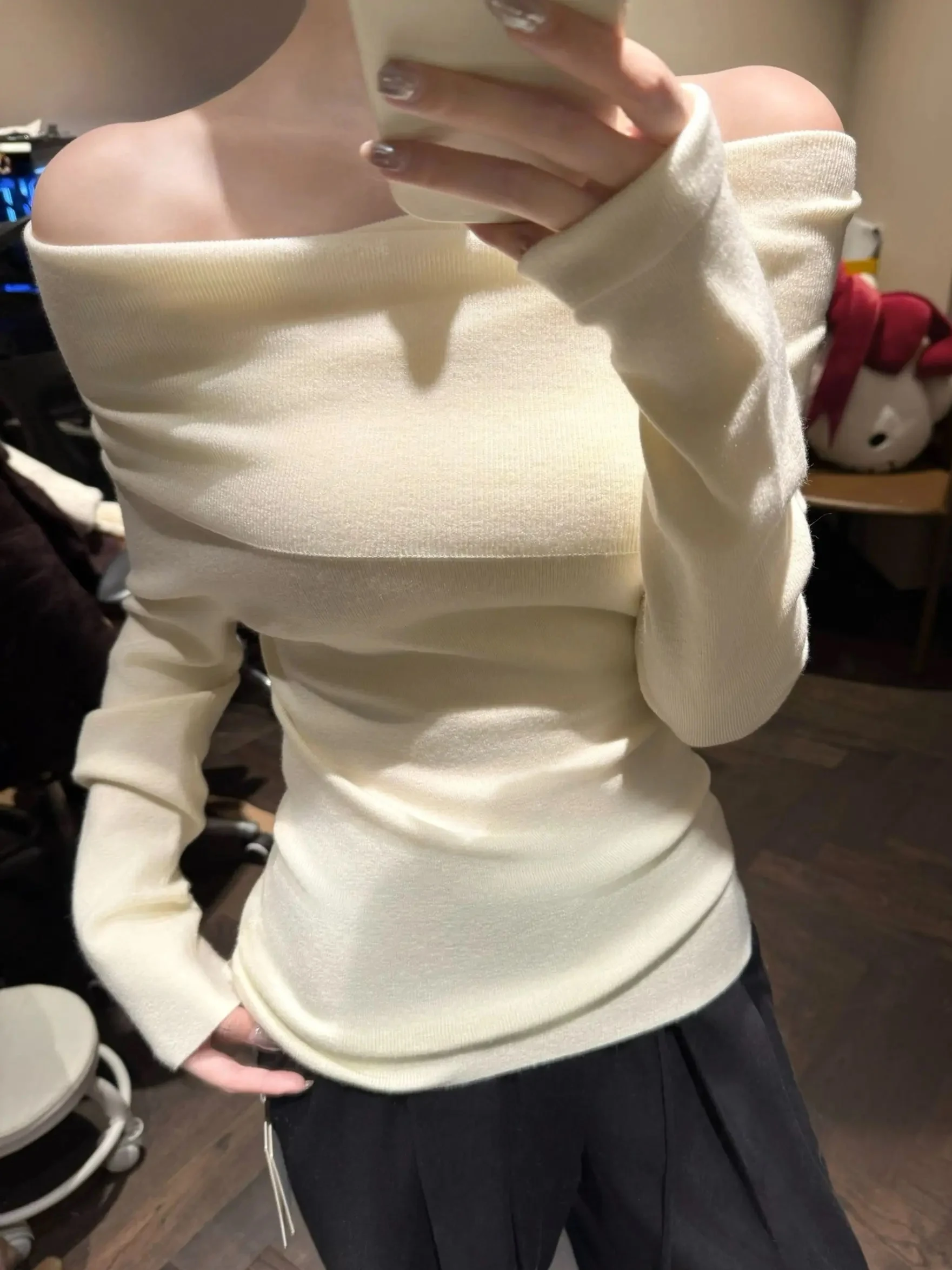 

Женский вязаный свитер Alin Silk Wool на одно плечо, облегающий, сексуальный, из полиэфирного волокна, с длинным рукавом, повседневный, для зимнего сезона