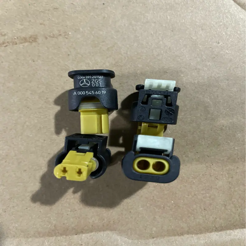 

original connector 805-120-517 A0005456019