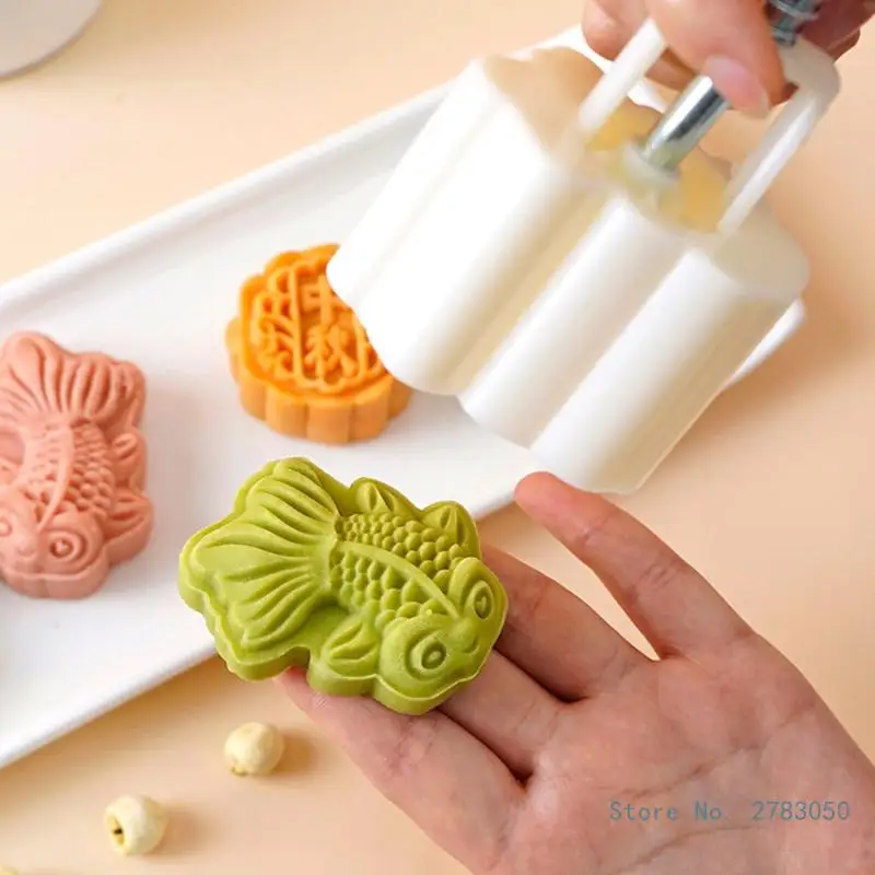 65g Goldfish Shaped Plastic Mooncake Stamps Mooncake Molds DIY Baking Accessories Kitchen Gadget for Mid-Autumn Festival