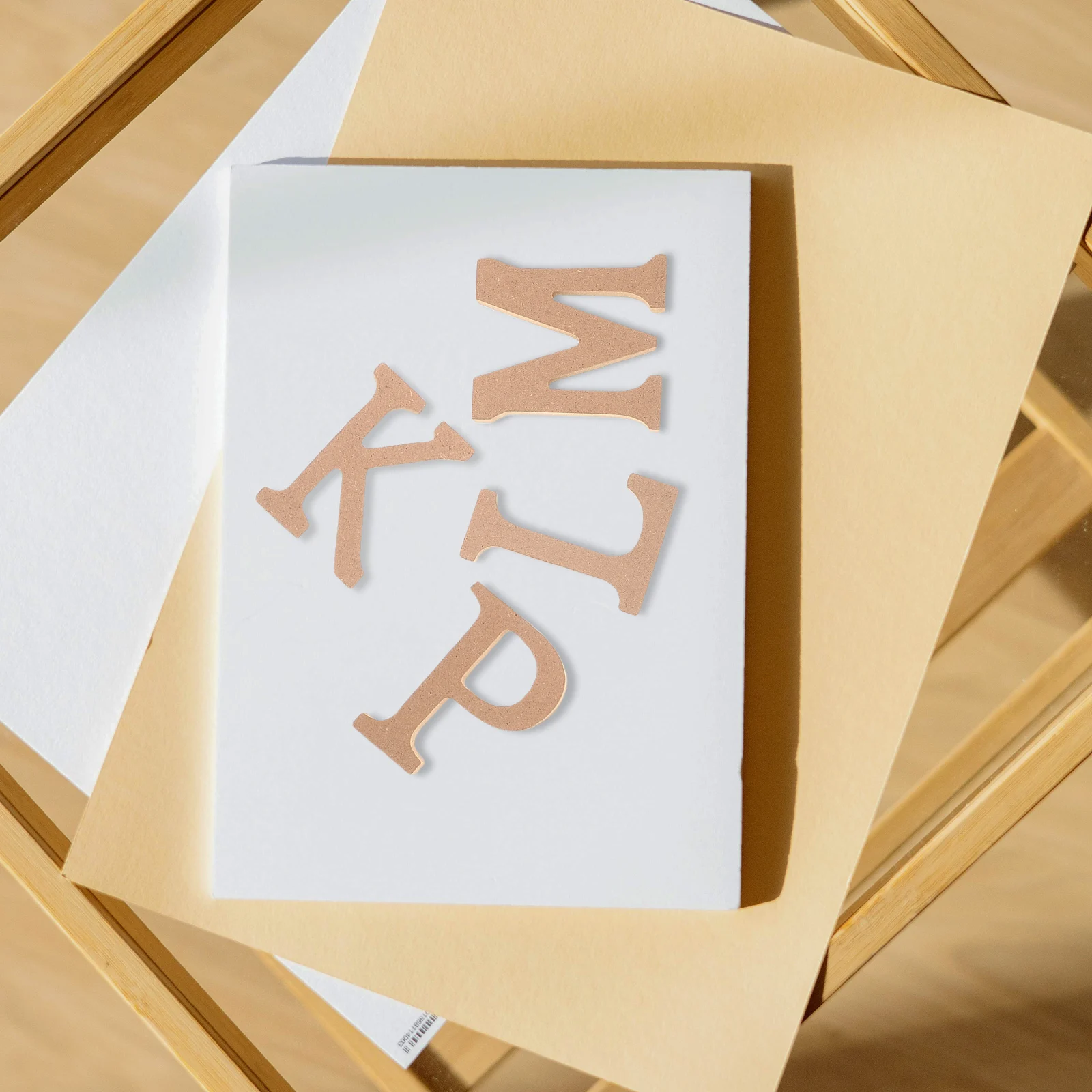 26 ตัวอักษรไม้ที่ยังไม่เสร็จ DIY Craft เครื่องประดับ Blank Art Cutout Sign Home Decor Props ตัวอักษรไม้ขนาดเล็กชุด