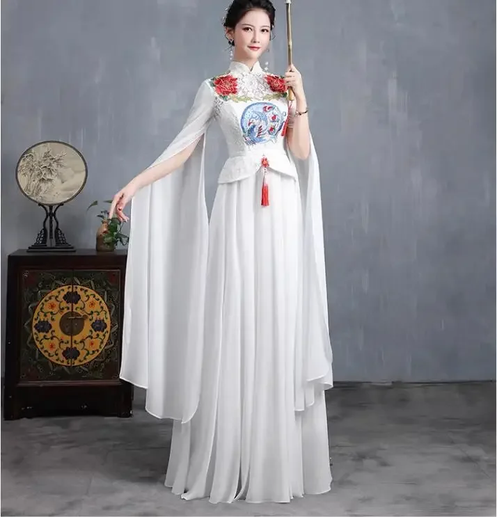 

High A long Chinese-style evening dress End Large Lace Cheongsam Runway Embroidery Chinese Style Evening Dress