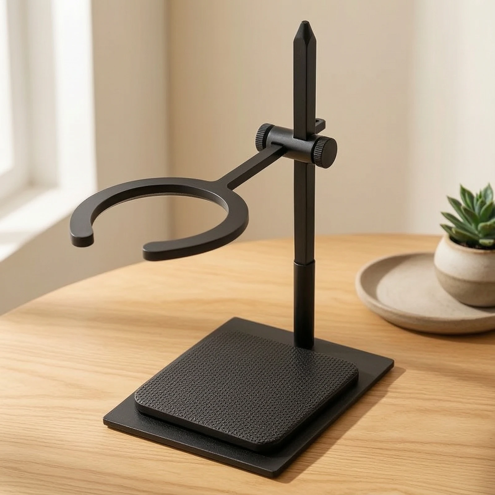 soporte-de-hierro-con-base-circular-soporte-metalico-industrial-con-brazo-ajustable-minimalista-para-mesa-escritorio