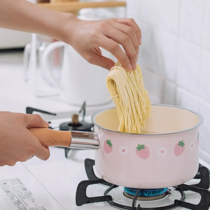 

Teddy Treasure Enamel Milk Pot