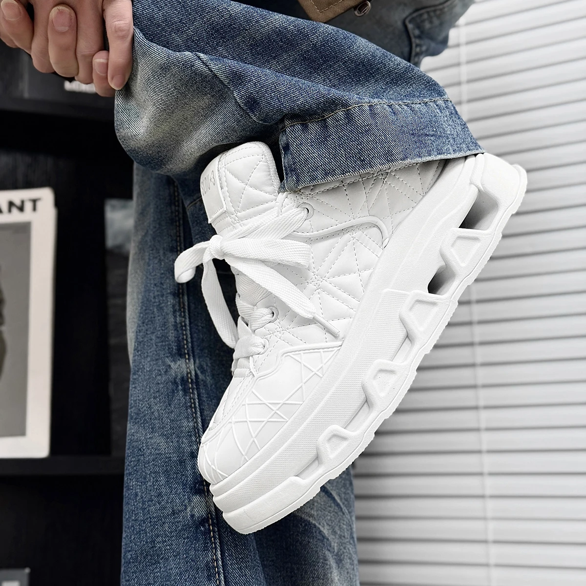 

Мужские массивные кроссовки 2026 года, на толстой подошве, в стиле скейт, повседневные уличные кеды